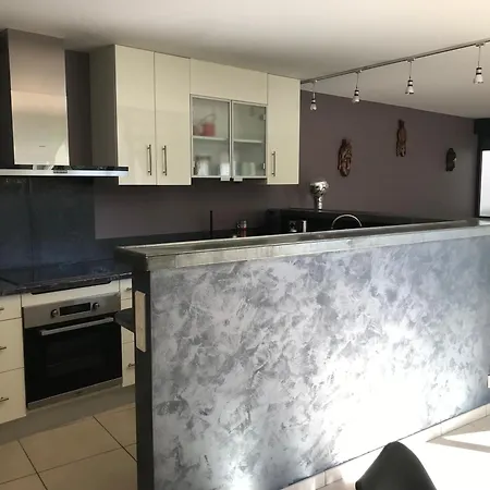 Maison En Pierre