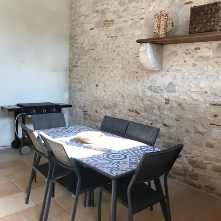 Maison En Pierre
